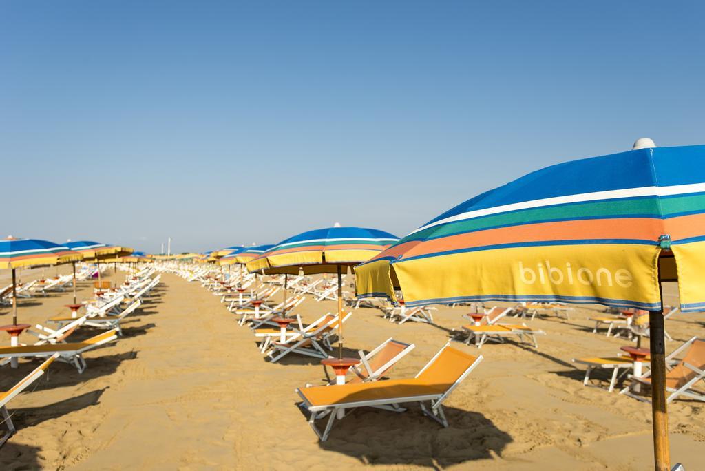 Appartamenti Mirella Bibione Extérieur photo